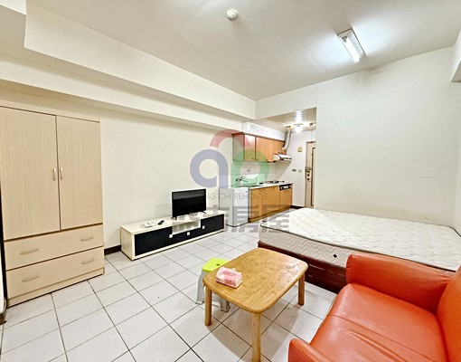 大俊國,優質全配大套房,可開伙,獨洗曬 - Image 1