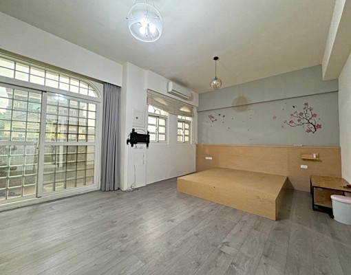 歐風美墅面寬雙車庫近中科屋主自租 - Image 6