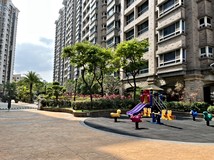 中正北路165巷{特價}西班..