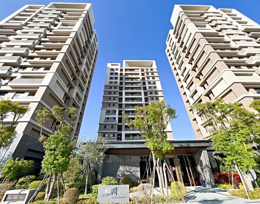 精銳闊美2房高樓層歡迎優質的您入住優質社區22900元含管 - Image 1