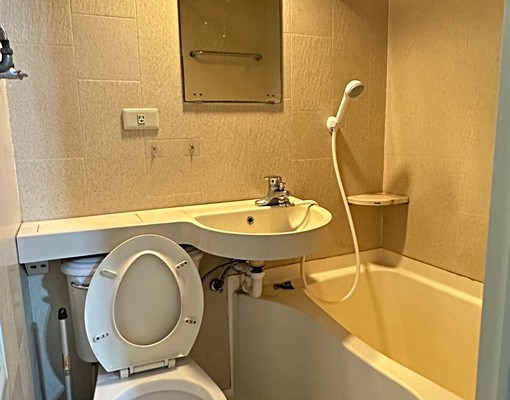 近世新大學,獨立套房、水泥隔間、對外窗戶 - Image 2