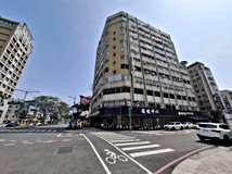 中正四路超便宜雙捷運宅-住..