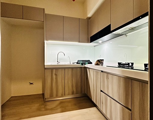 國一、國四、74號環中路旁勝利商圈慈濟朝南三房平車 - Image 8