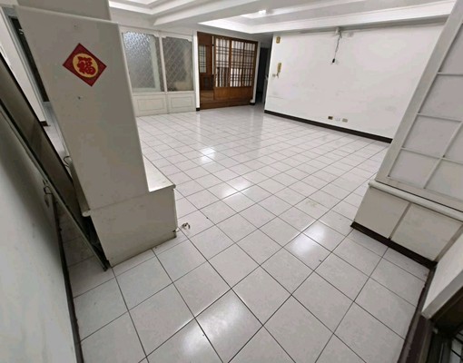 ❤️小港漢民國小社教館捷運採光6房電梯宅2戶打通+平面車位 - Image 3