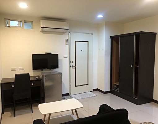 國道路一段公寓美套房 - Image 1