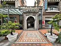 黎明路二段972巷秋紅谷雙車..