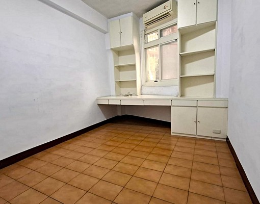 ❤️重慶國中邊間三樓❤️住家、辦公室皆適宜 - Image 12