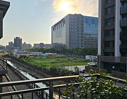 透天三F大美房含大陽台 - Image 6