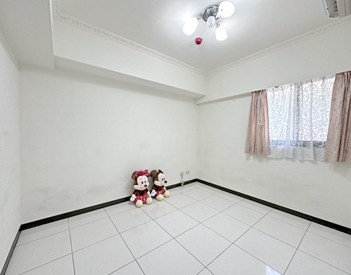 VERY乾淨方便三房車,近家樂福700公尺~ - Image 5