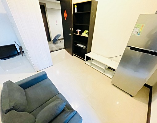 近捷運松山／採光1房1廳。大樓管理。有廚房。有陽台。收垃圾 - Image 3