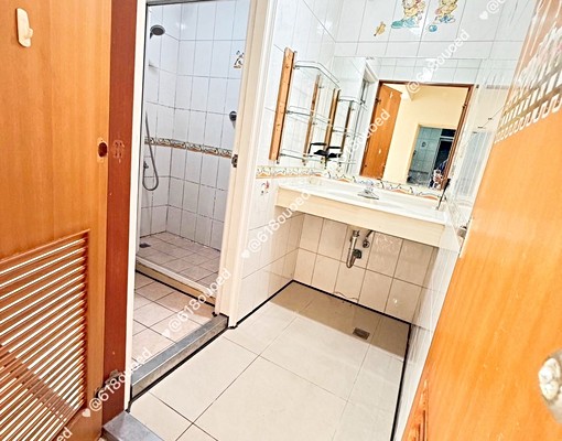 明星社區🈳屋正三房車。適合租、家庭 - Image 8