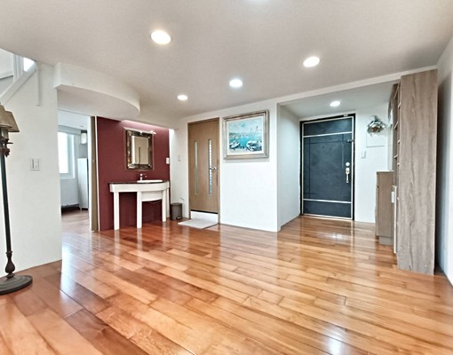 可租補/雙衛浴雙陽台/佛朗明哥樓中樓魔術大空間 - Image 5