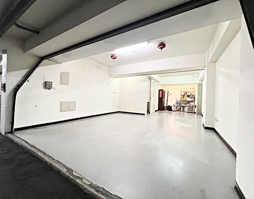 七期優質別墅雙車位超大間 - Image 5