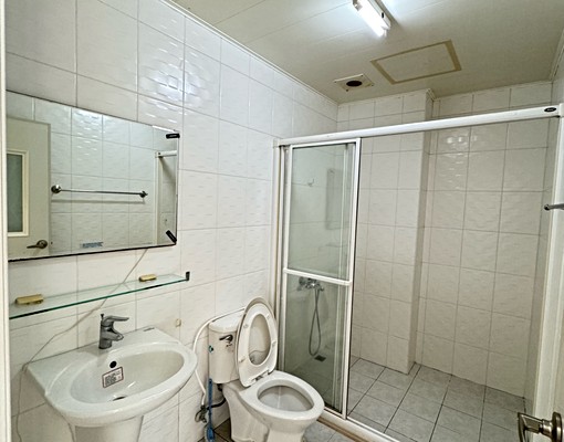 烏日高鐵特區透天4樓含車位住辦皆可 - Image 12