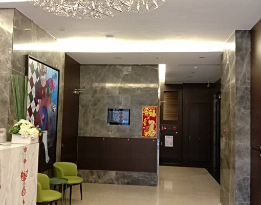 鬧中取靜兩房一廳小豪宅 - Image 1