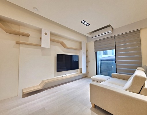 租@中央路樂子美裝潢+全室家電家具+平車@ - Image 5