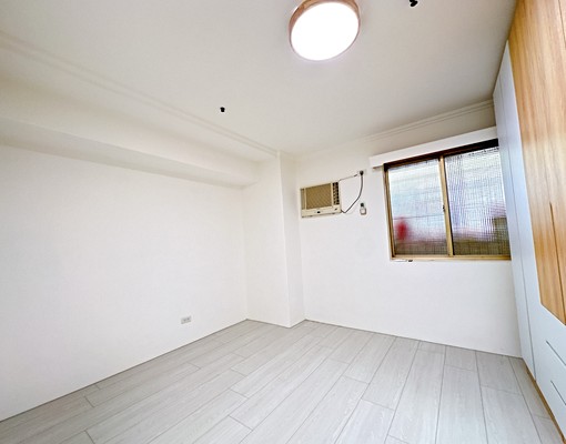 榮富學區裝潢採光三房|可自行申請租屋補助|可入戶籍 - Image 9