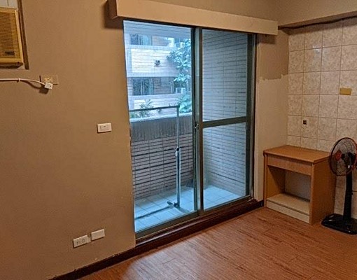 獨立廁所分離式冷氣採光11坪套房 - Image 2