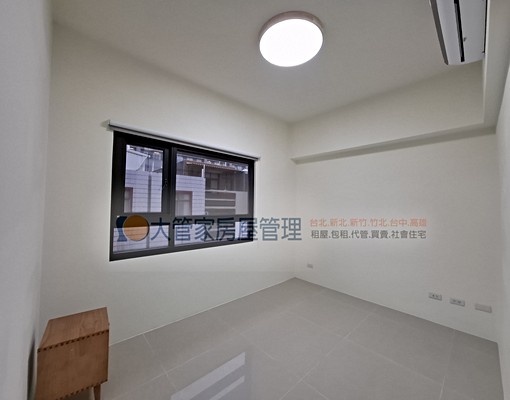 租近巨城.學區.全新大坪數附裝潢 - Image 11