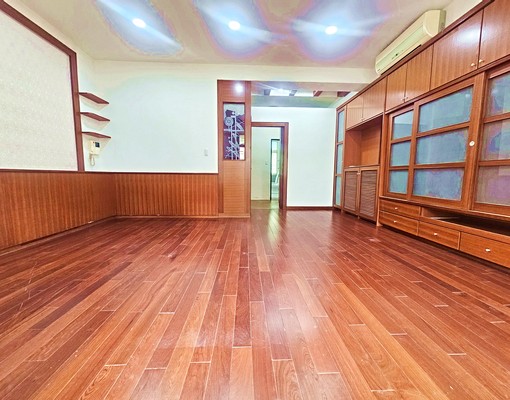 ★★★誠信小施🏠近文元國小透天花園有孝親房車墅 - Image 5