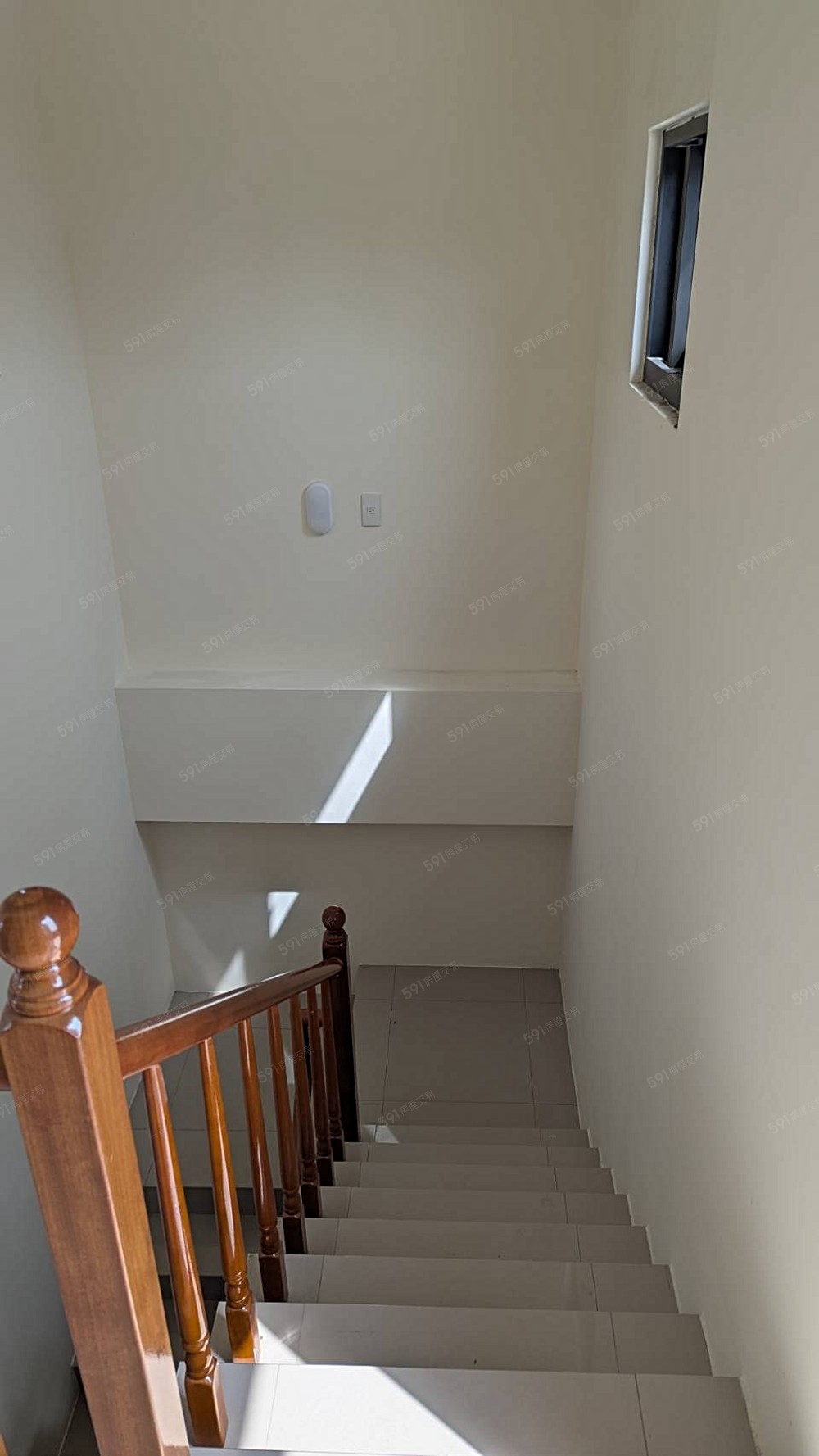 樓梯間採光良好