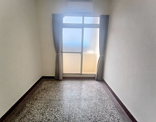 正中清路二段|兩房附陽台|可租補 - Image 3