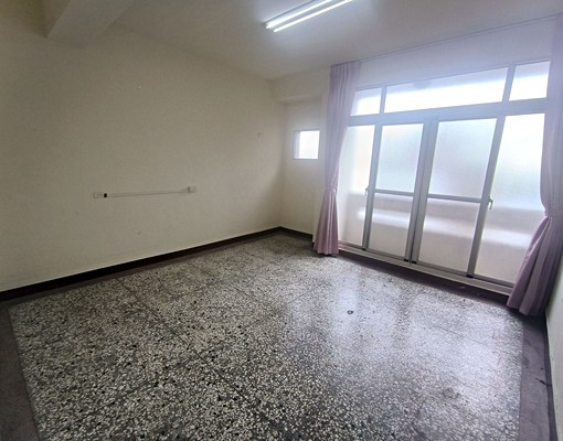 正中清路二段|兩房附陽台|可租補 - Image 1