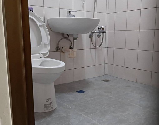 南區國圖館旁全新整理透天出租 - Image 10