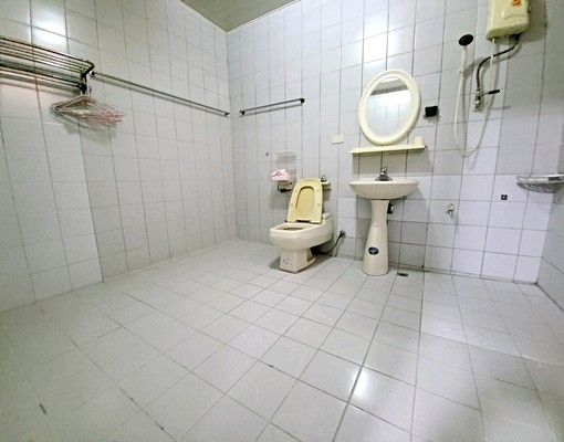 租大里大買家大明路套房 - Image 9