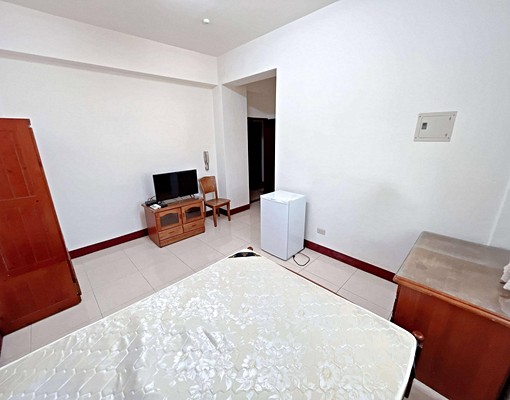 %金山街中段小資大坪數獨立套房 - Image 2