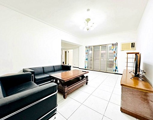 左營正三房有電梯管理員(近漢神巨蛋百貨、捷運站) - Image 1