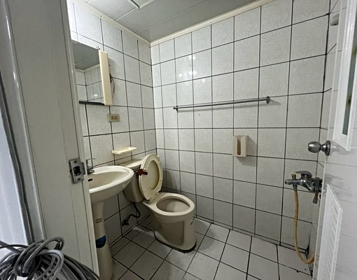 ★邊間中安華夏電梯二摟★方正可住可辦★ - Image 4