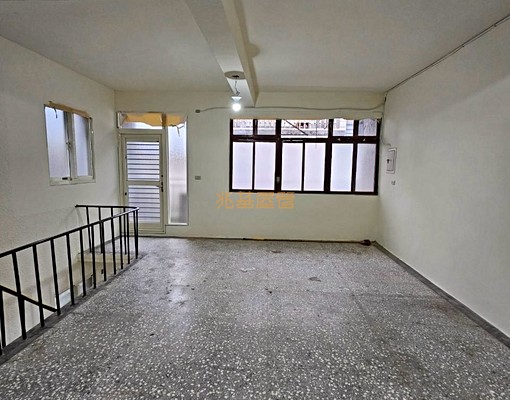 兆基🏡靜巷透天靈活空間可做老宅店面 - Image 2