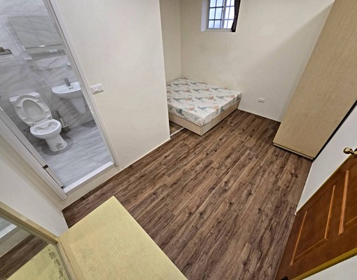 秒殺價|正一房一廳|陽台獨洗|可養貓咪|超級大露台 - Image 2