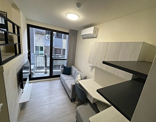 全新可租補近東海中科工業區電梯樓中樓陽台套房 - Image 12