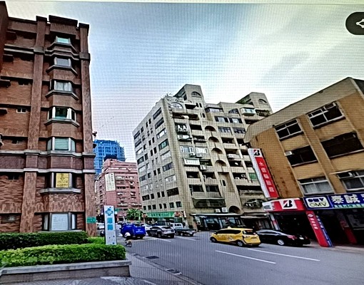 杭州南路仁愛路口地下室一樓超好停平面式大車位出租 - Image 1