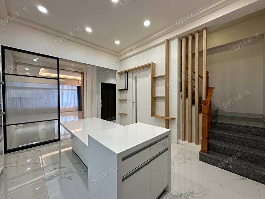 時尚領袖-透天樣/實品屋