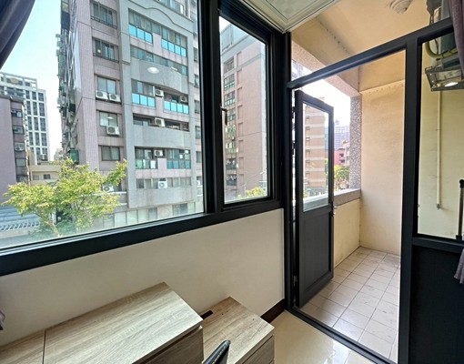 🌼茉莉推薦🌼南崁公園陽台套房💖採光極優、廁所有窗 - Image 3