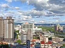 自強路藝大Much景觀裝潢一房..