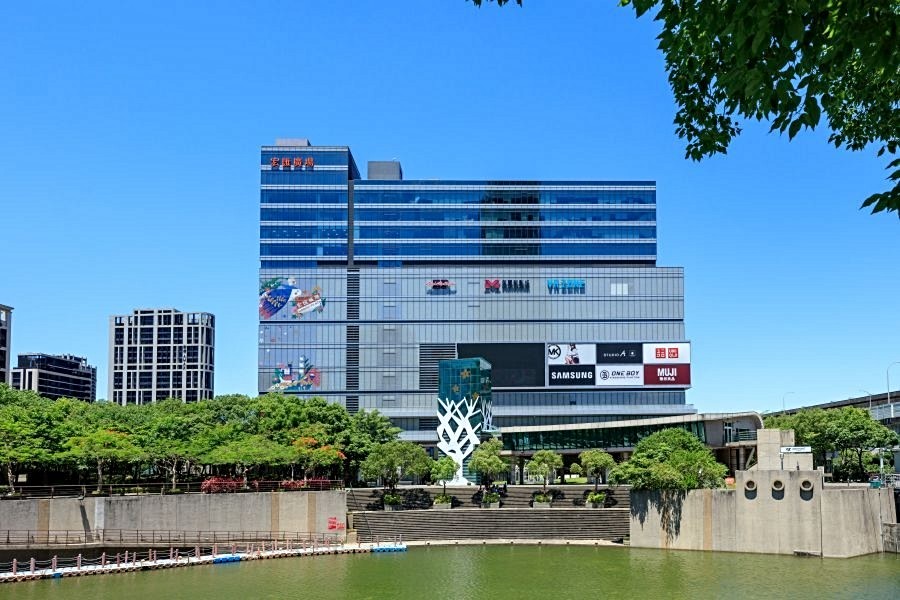 宏匯廣場。