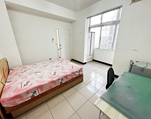 捷運新莊站【稀有租案】可補助★洗衣機★獨立陽台 - 591租屋網 - Image 1