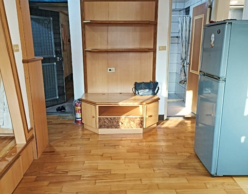 可租補報稅免仲介費~近華廈l市場l有電梯l免追垃圾車 - Image 4