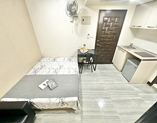 全新完工｜低樓層陽光套房｜流理台｜獨洗｜飲水機｜沙發 - Image 5