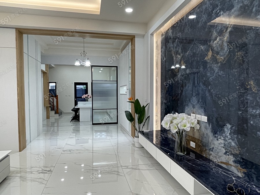 時尚領袖-透天樣/實品屋