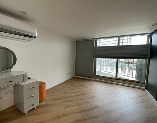 新莊鴻金寶商圈💥京王電梯大套房 - Image 3