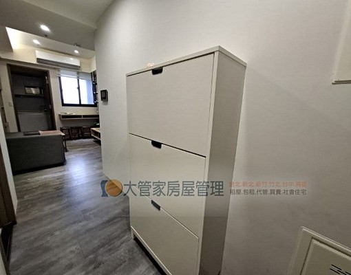 租近百貨.景觀戶附裝潢.屋況極新.車位 - Image 9