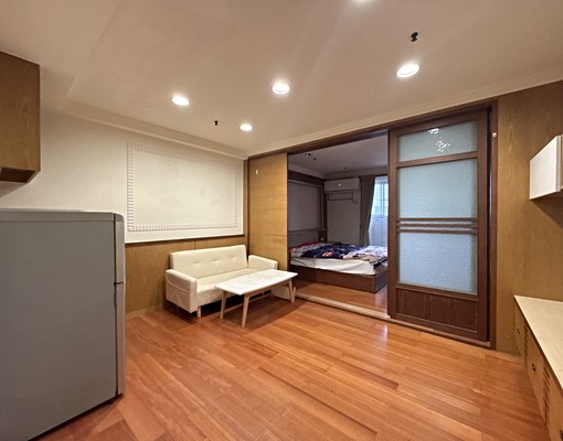 平實南紡良美町1房1廳#家電全#有機車格 - Image 1