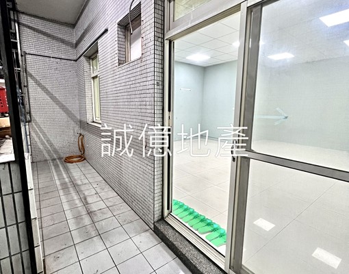 四維路巷寬面寬一樓 - Image 6