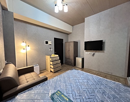 後站設計師套房只剩一間 - Image 1