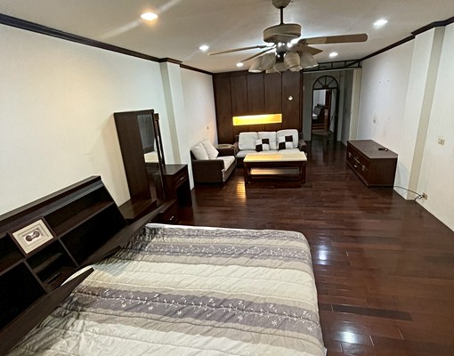 中陽路🎀優質地段🎀寬敞大透天🎀超美裝潢✅可租補 - Image 2